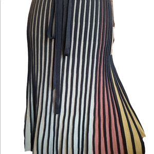 Kerisma Encore Skirt - Large (fits like med). Multicolored fan skirt